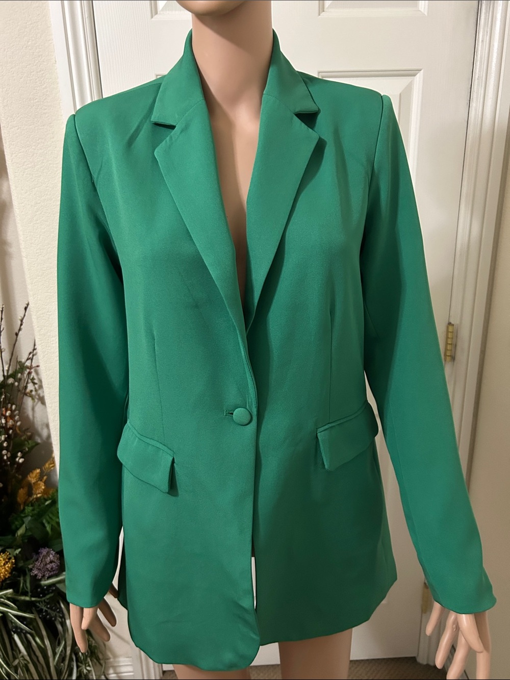 One n More Women's Size S Green Single-Button Blazer